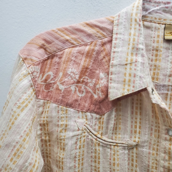 WRANGLER Pearl Snap Down Ombre Print w/ Panel Shoulders EUC Size XL - Picture 2 of 13